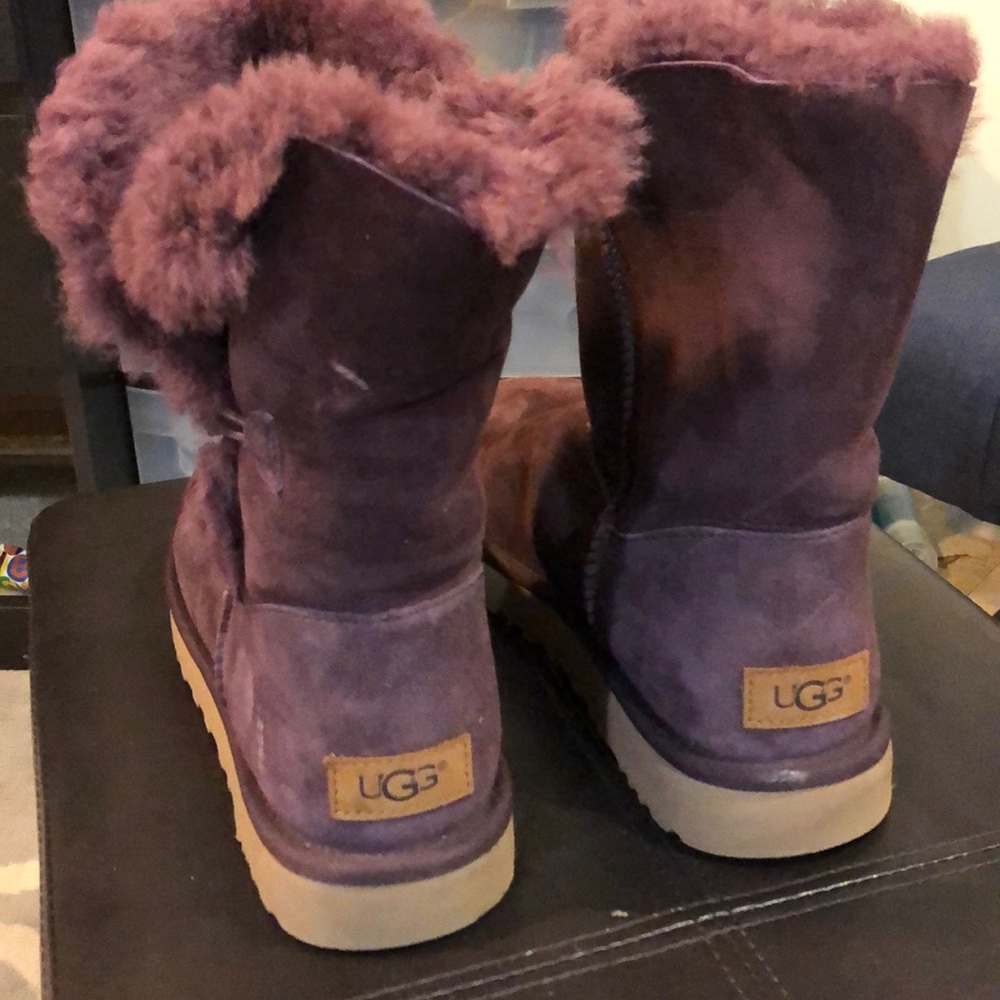 Short Bailey Button 2 Uggs - Picture 2 of 3